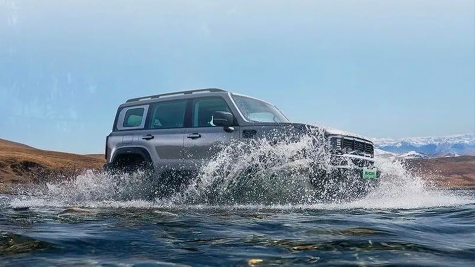 雨⌇雨⌇雨⌇下不停，北汽集团勇闯雨季挑战赛！
